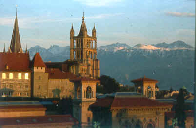 Lausanne - Tour Casco Antiguo y la Catedral