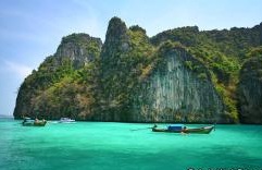 Phi Phi Island - Snorkeling en Phi Leh Bay